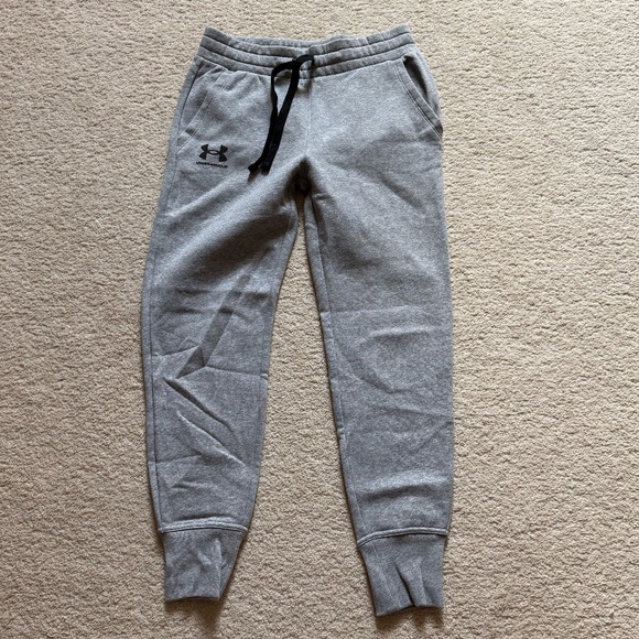 Under Armour gray sweatpants, man size: XS - Picture 1 of 4